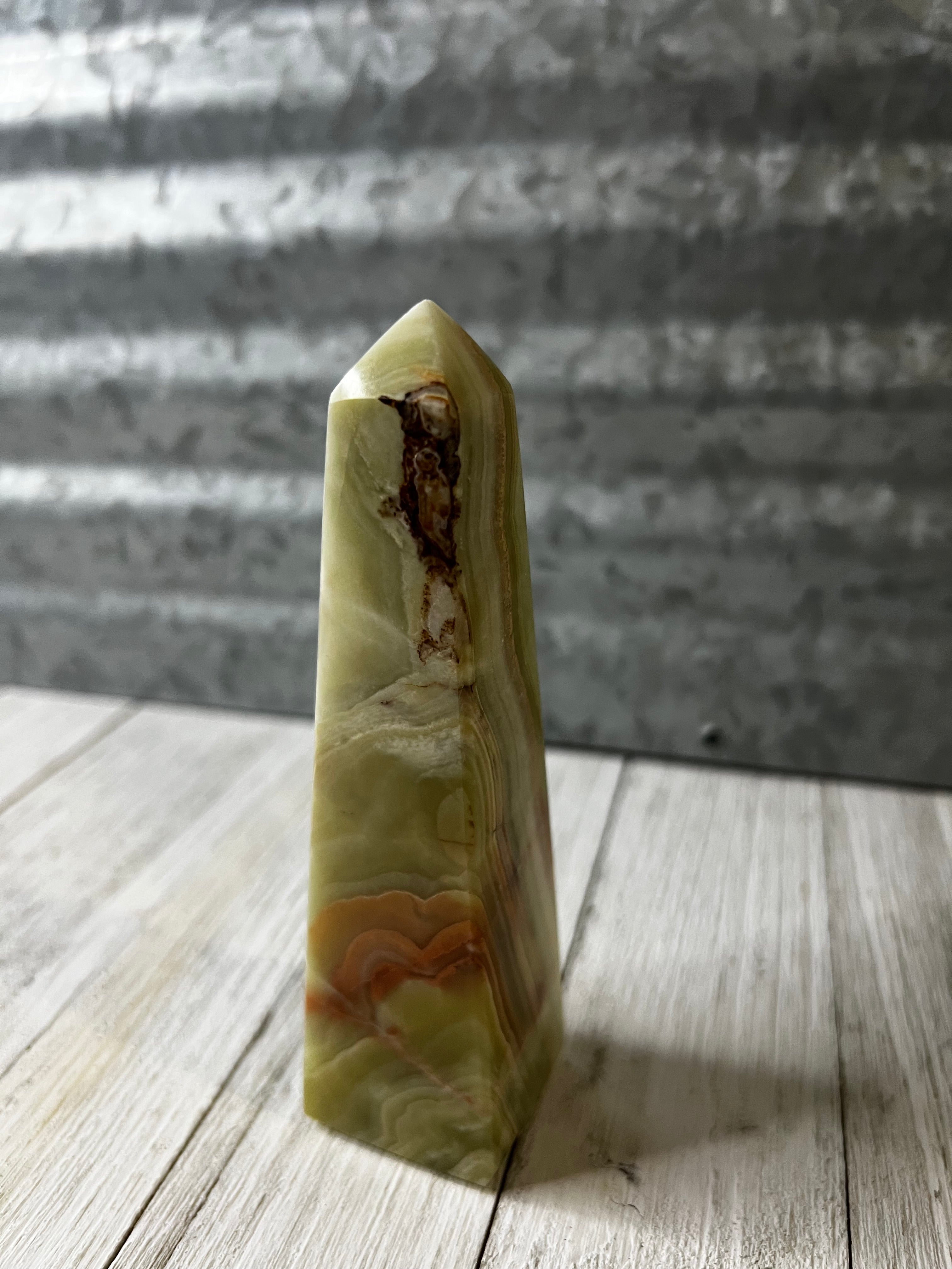 Banded Green Onyx Obelisk ￼