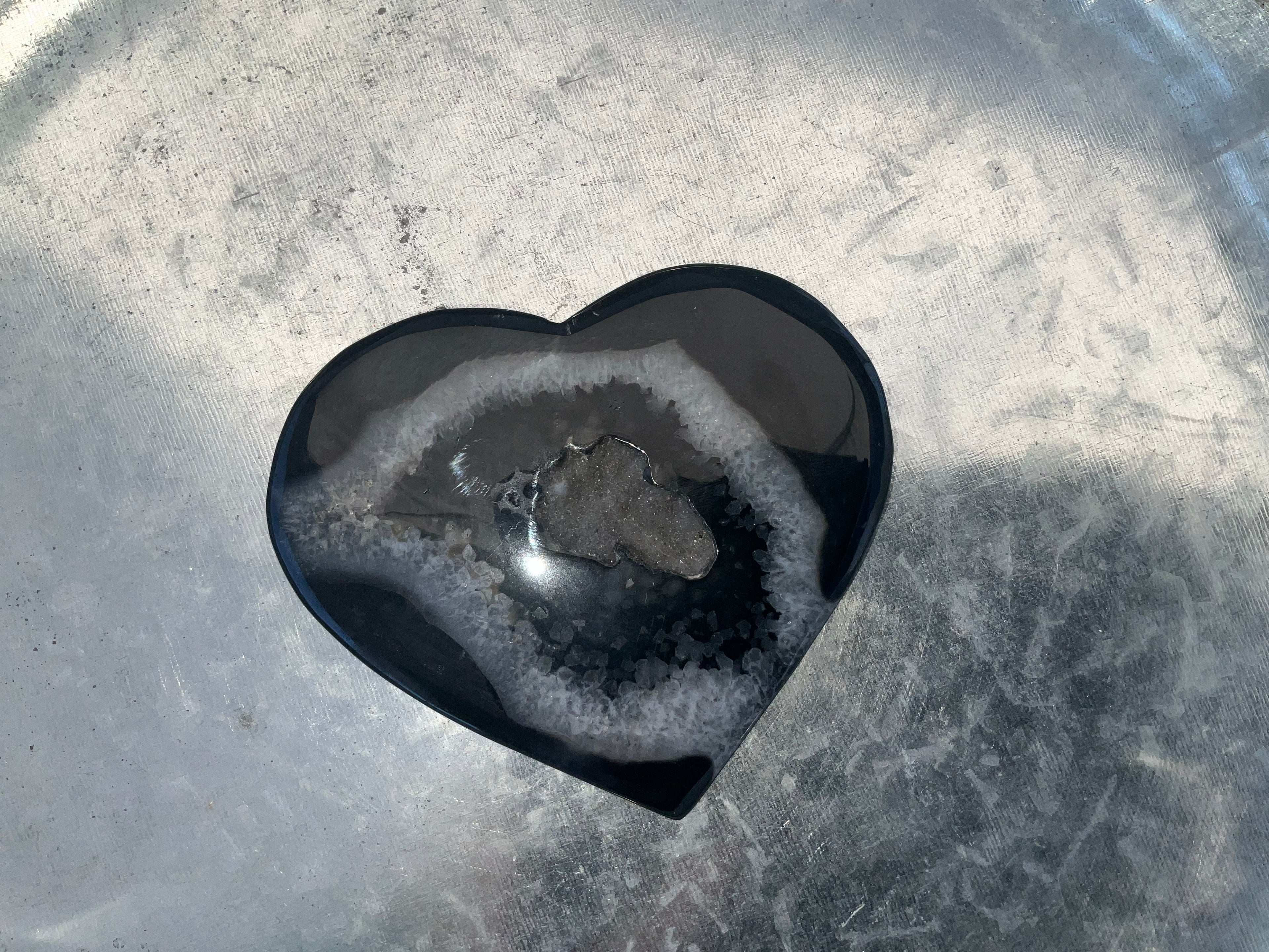 Black agate druzy heart