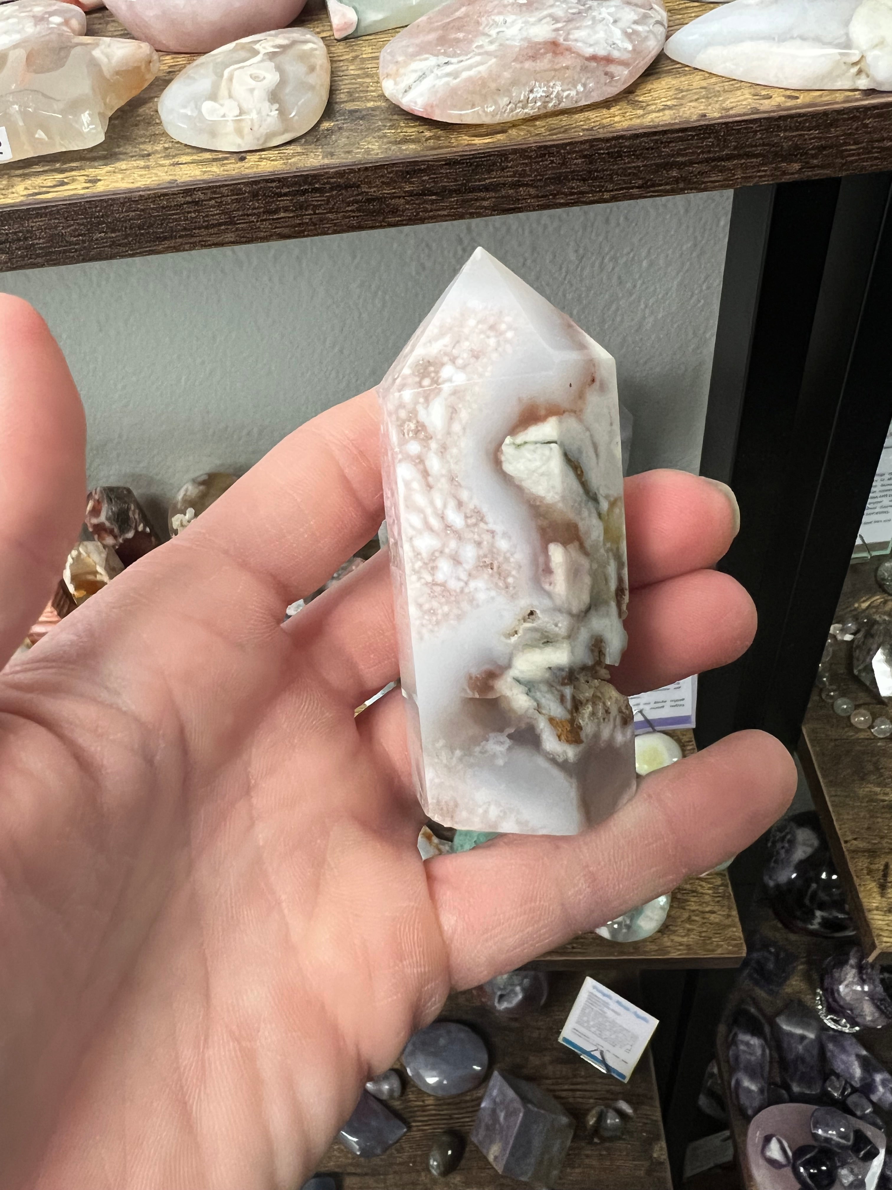 Flower agate tower