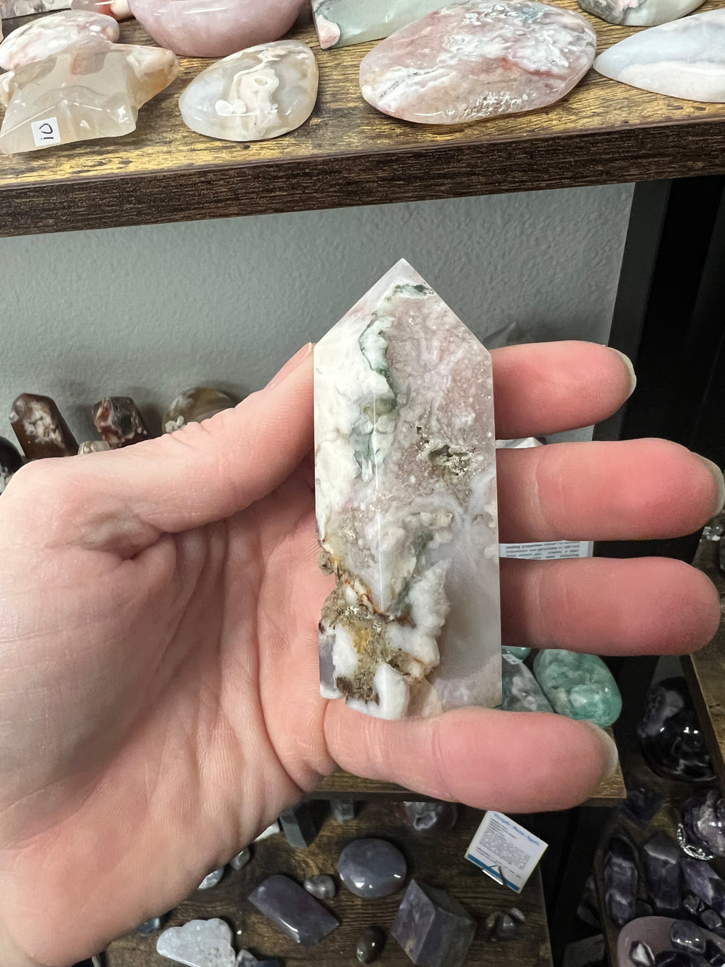 Flower agate tower