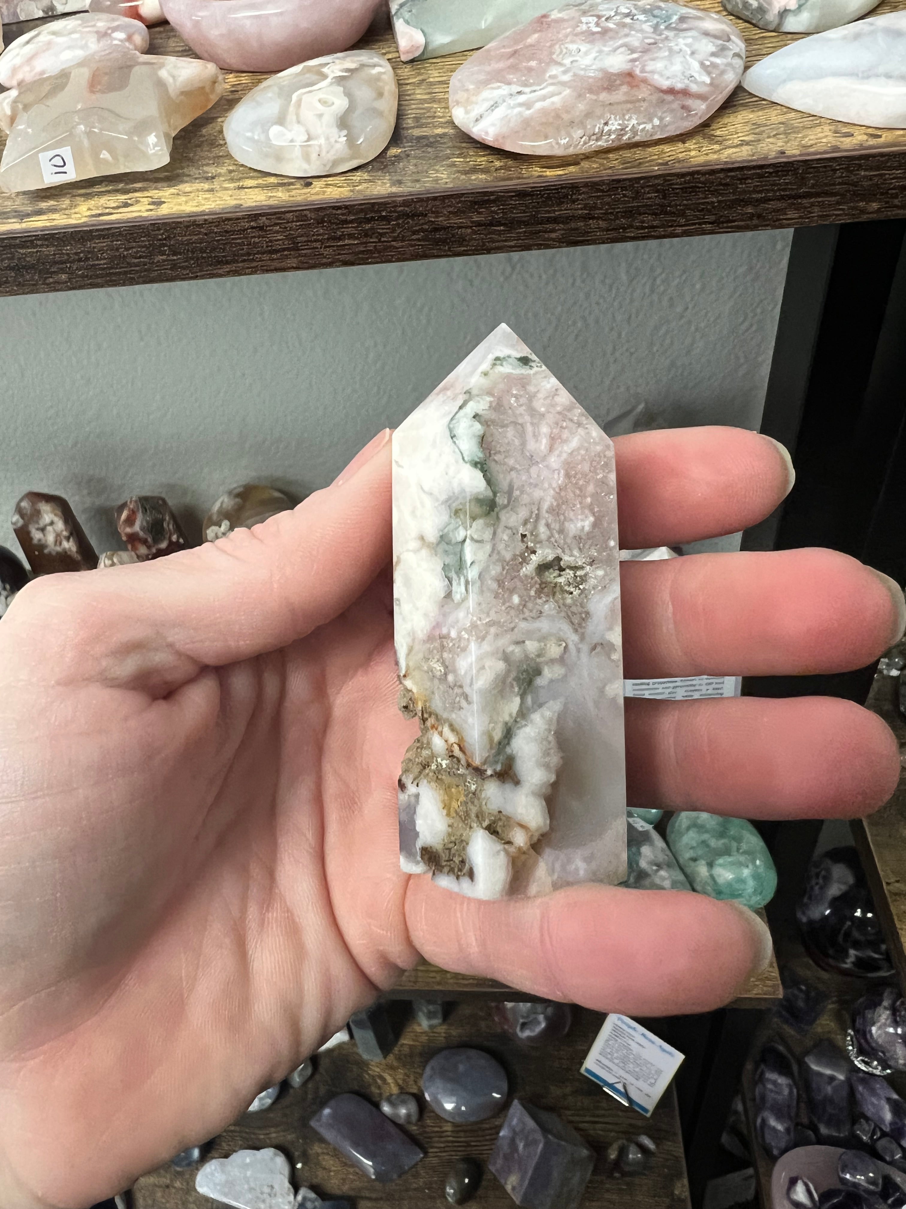 Flower agate tower