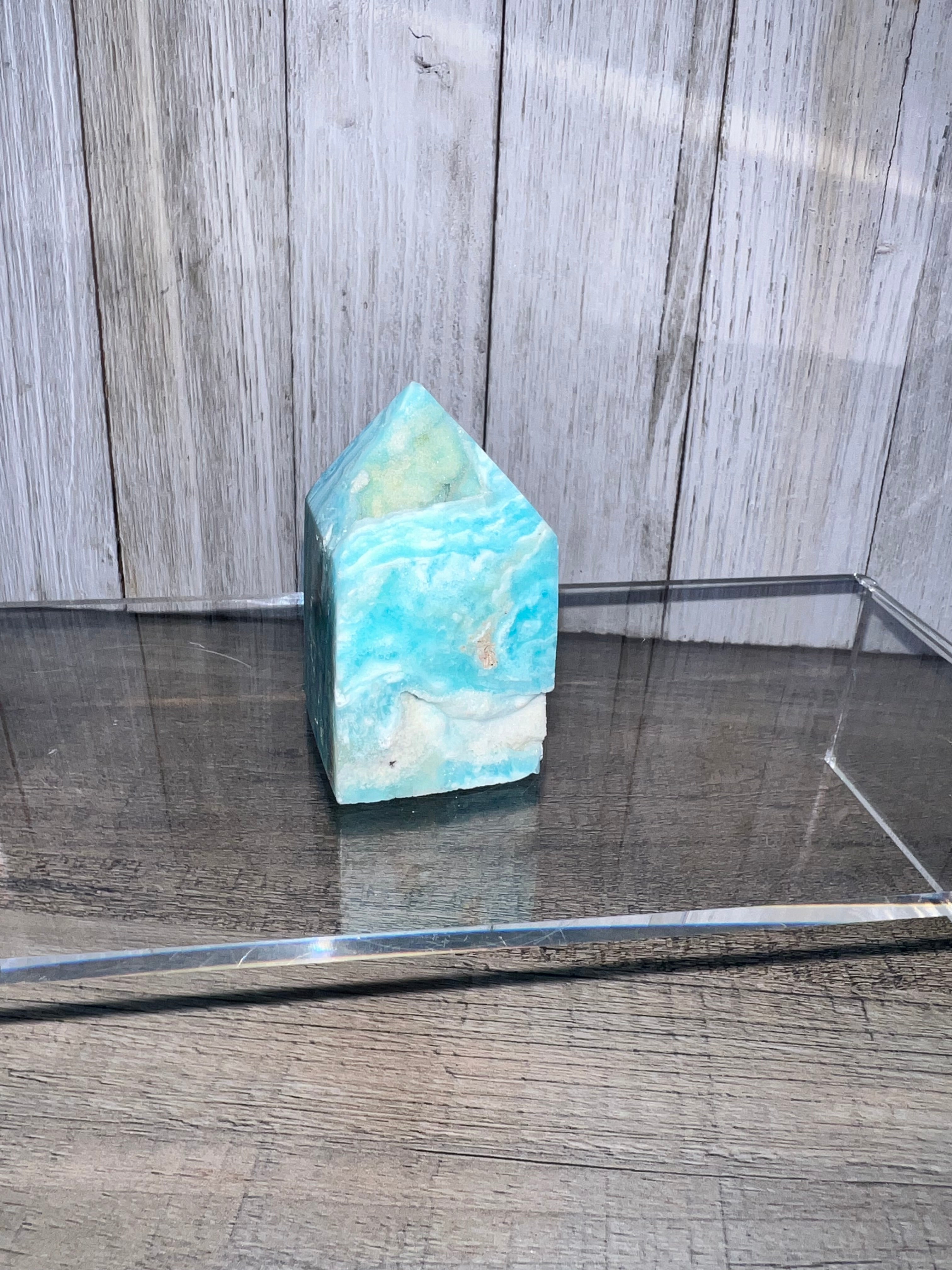 Caribbean calcite tower