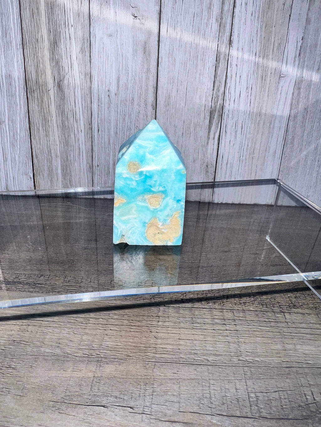 Caribbean calcite tower