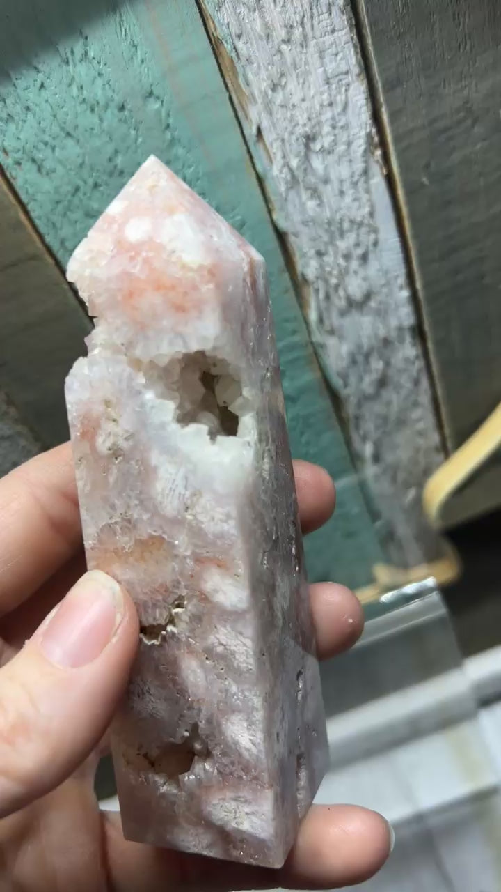 High-quality beautiful druzy pink amethyst to